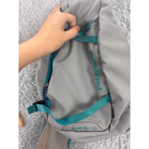 Patagonia Atom 8L Sling Bag Gray Teal Crossbody Outdoor Travel Pack - Picture 3 of 10